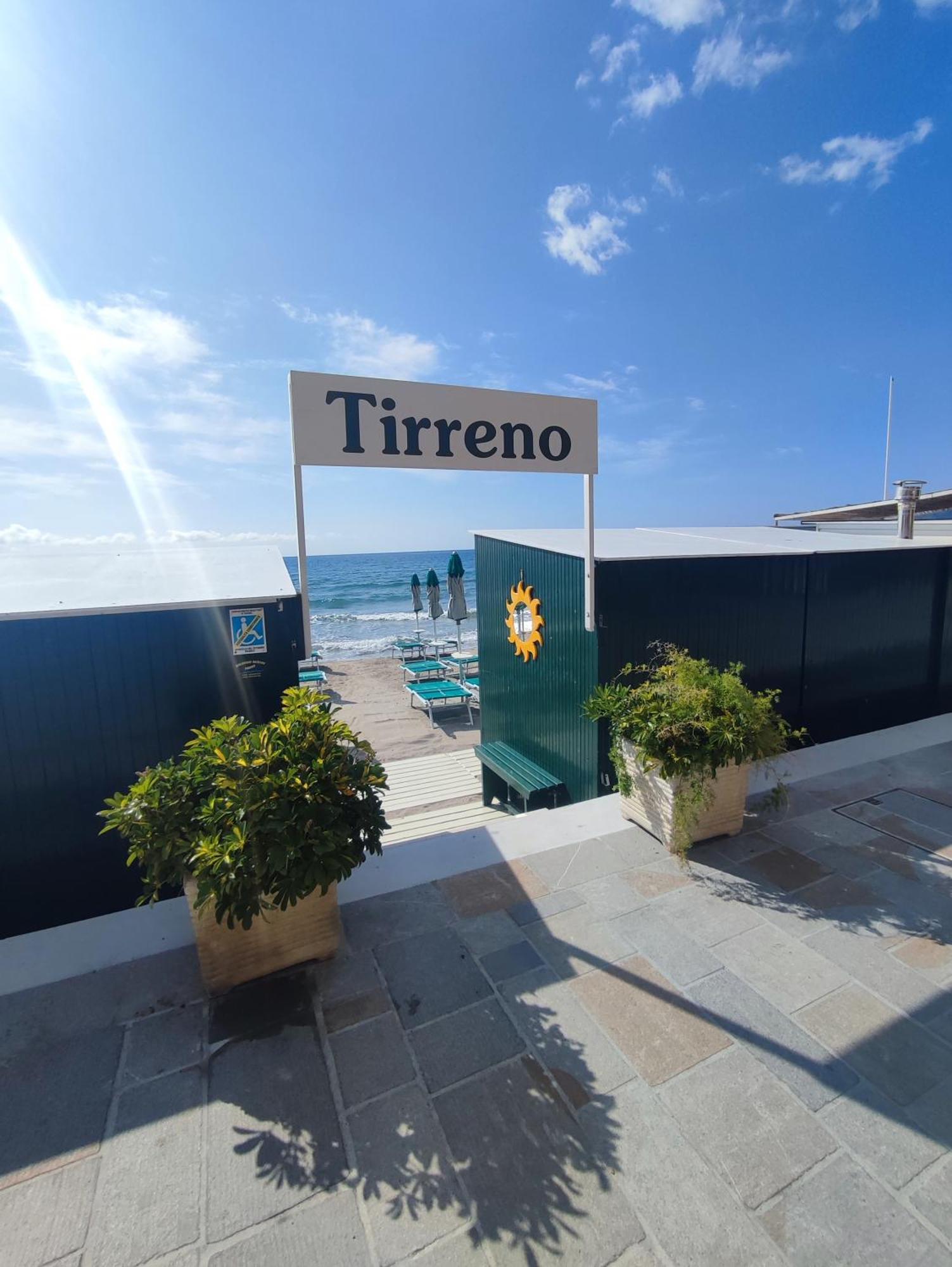 Hotel Tirreno Alassio Exteriér fotografie